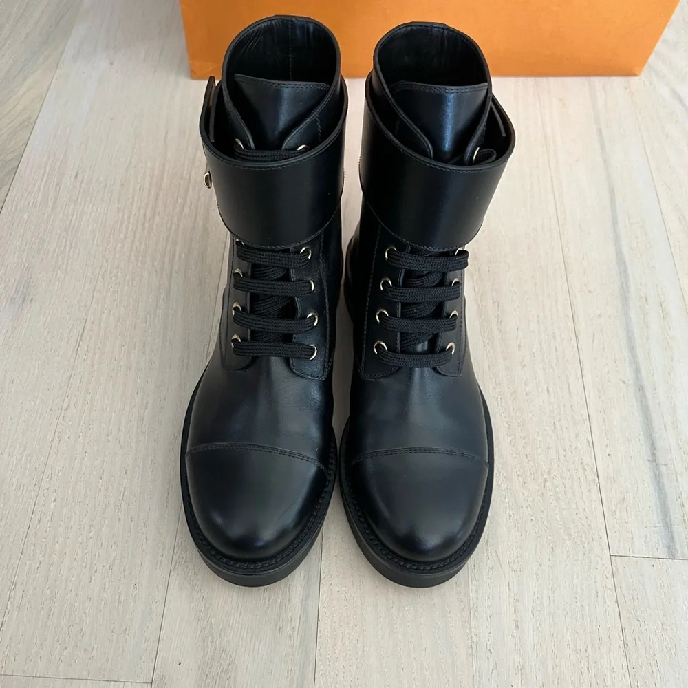 LOUIS VUITTON wonderland flat ranger boots black size 35 - Picture 3 of 5